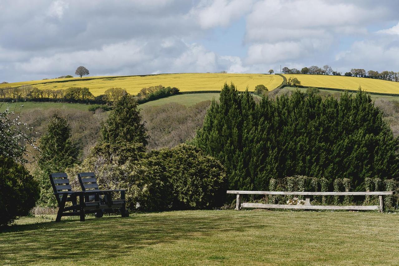 Weeke Barton Hotel Bridford ภายนอก รูปภาพ