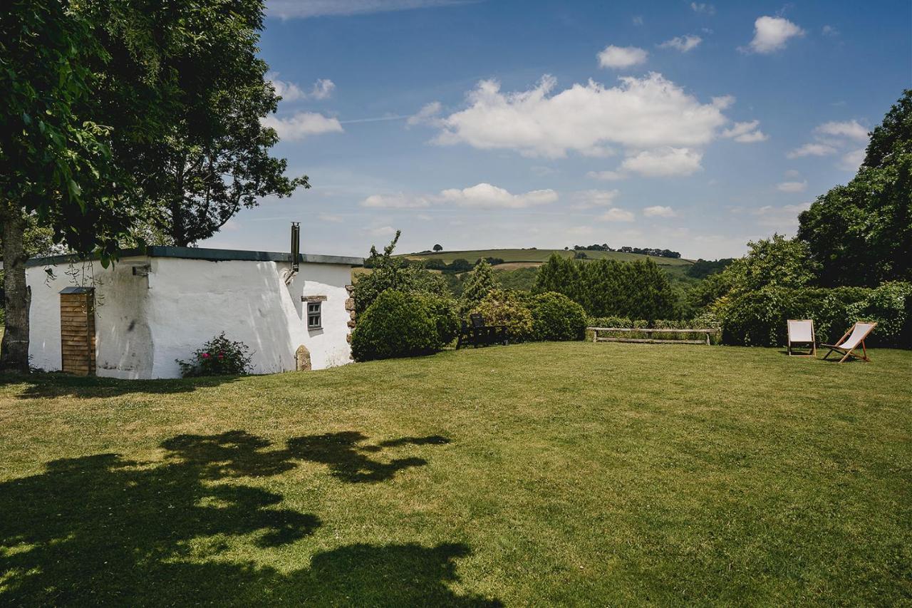 Weeke Barton Hotel Bridford ภายนอก รูปภาพ